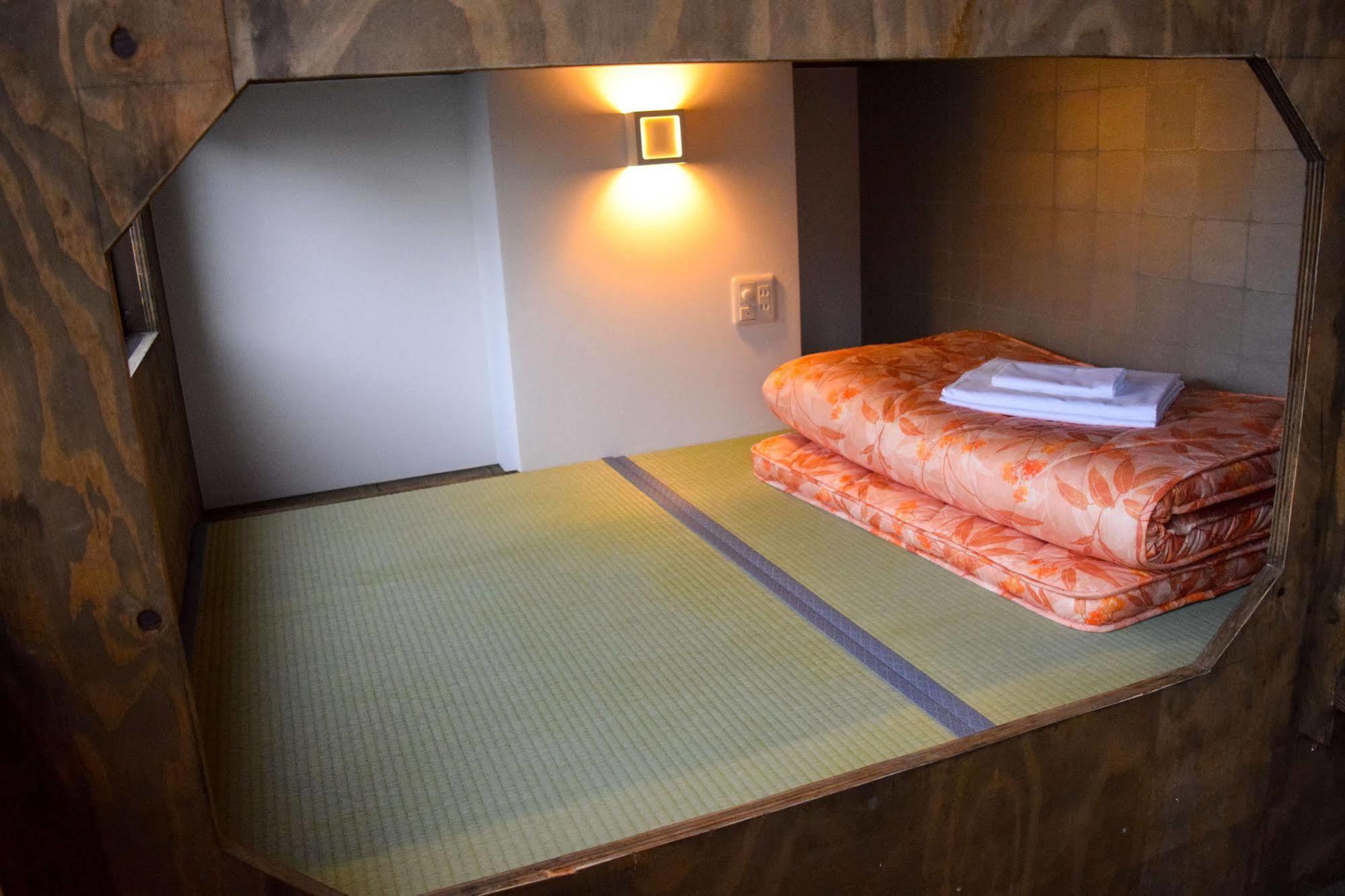 Fuku Hostel Nagomi Namba Ōsaka Extérieur photo