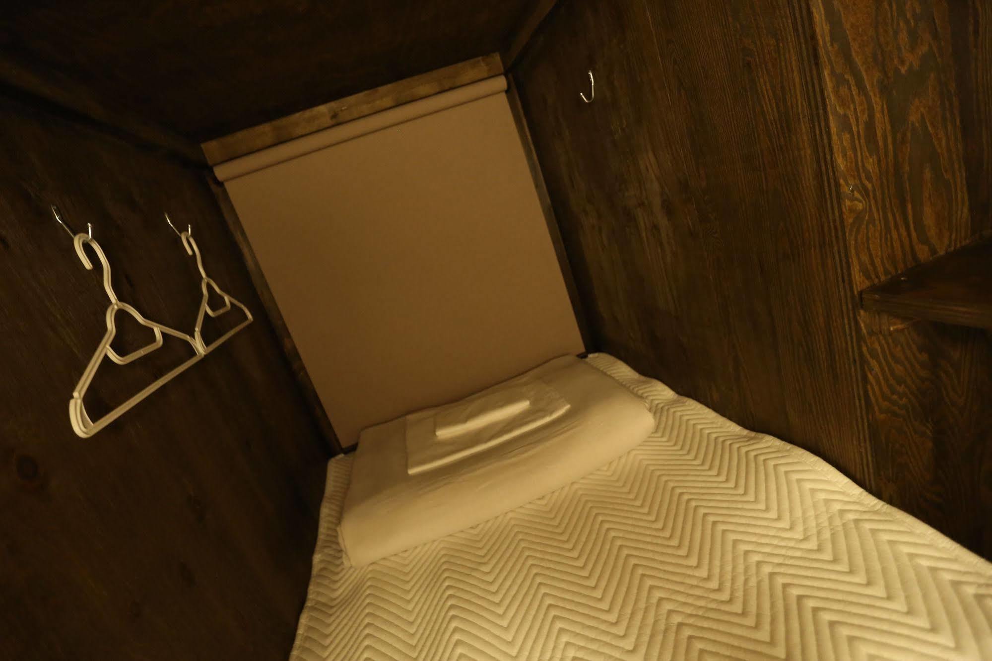 Fuku Hostel Nagomi Namba Ōsaka Extérieur photo