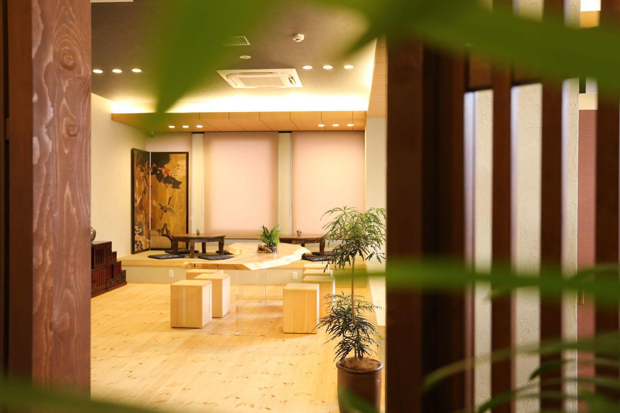 Fuku Hostel Nagomi Namba Ōsaka Extérieur photo