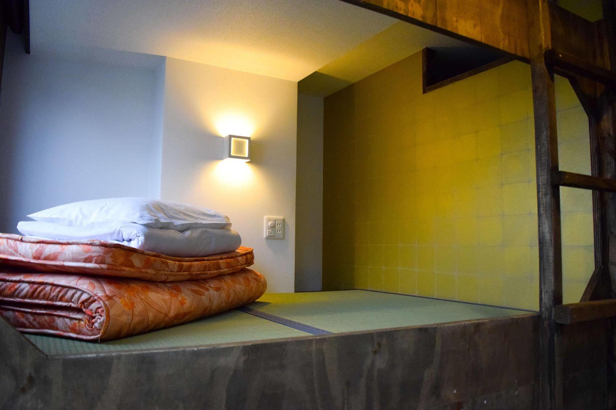Fuku Hostel Nagomi Namba Ōsaka Extérieur photo